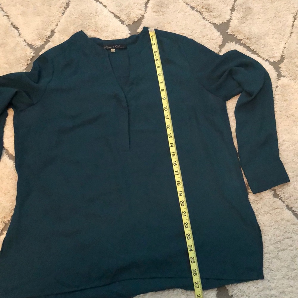 Blouse - Picture 8 of 8